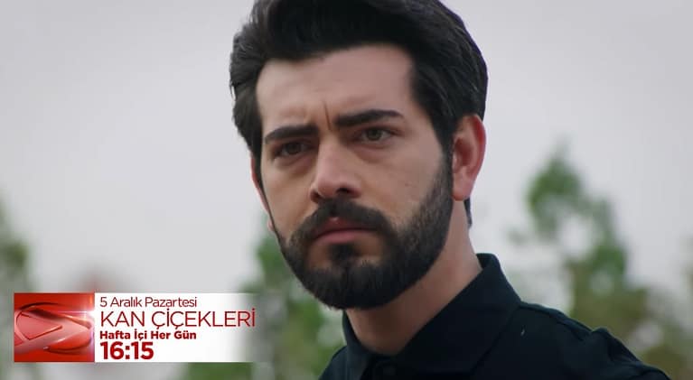 Barış Bektaş , el actor principal del elenco de la serie Kim Blood Flowers